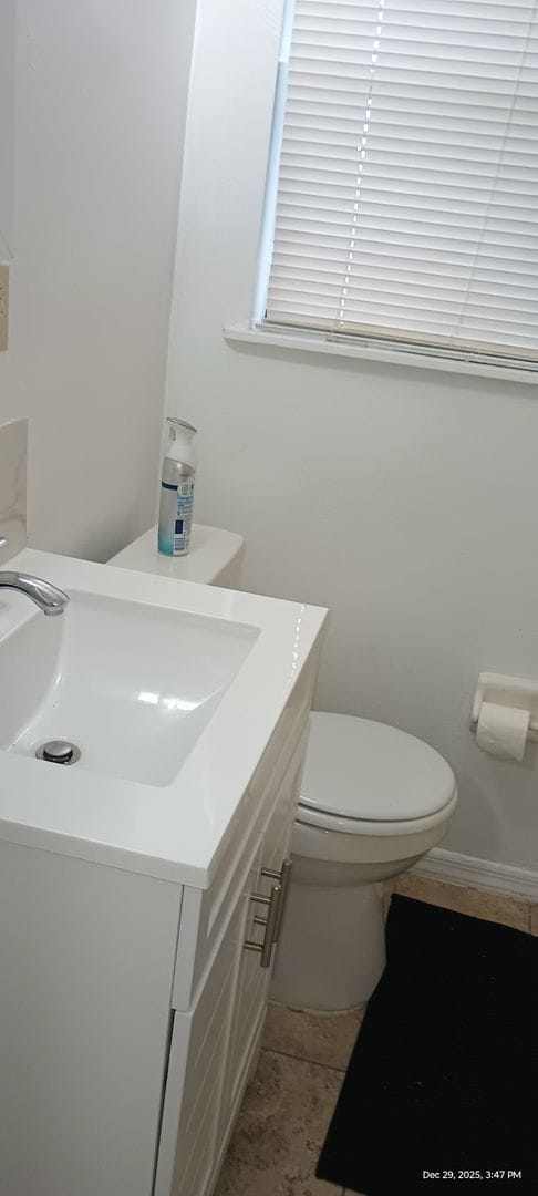 Building Photo - Walk to the beach.  2 bedroom duplex--washer/dryer hookup