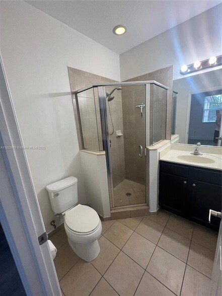 Building Photo - 16934 SW 92nd St Cir