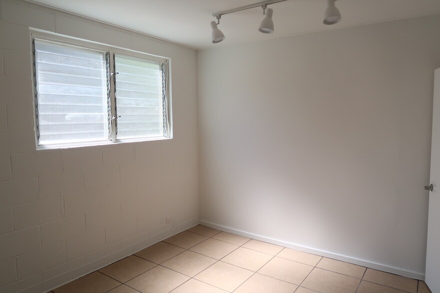 Spare room- office, den, workout, storage etc - 1739 Kamohoalii St