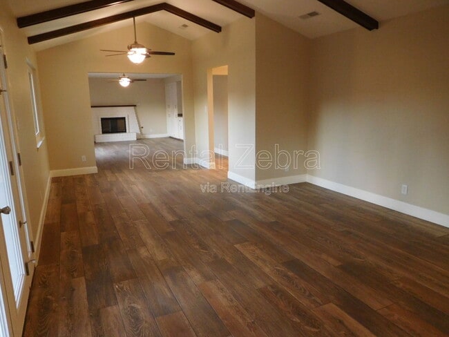 Building Photo - 2877 El Camino Real