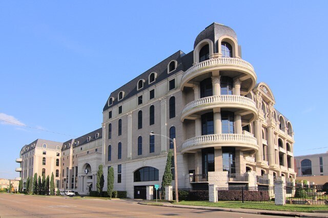 Building Photo - 1005 S Shepherd Dr