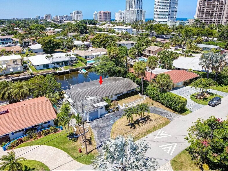 Building Photo - 2041 Coral Reef Dr