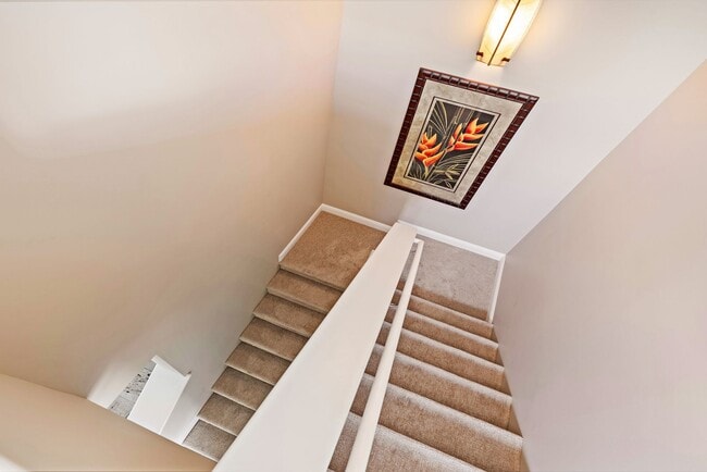 Building Photo - 3-bedroom, 2.5-bath unit | Kai Malu