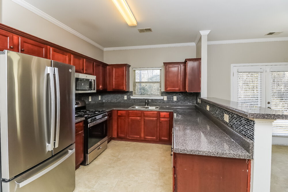 Building Photo - 6035 Gladiola Way