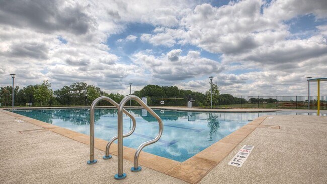 Building Photo - 4 BR/ 2 BA in Seguin - 1612 SF in Arroyo Ranch!