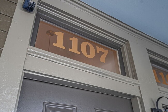 Building Photo - 1107 E 32nd St