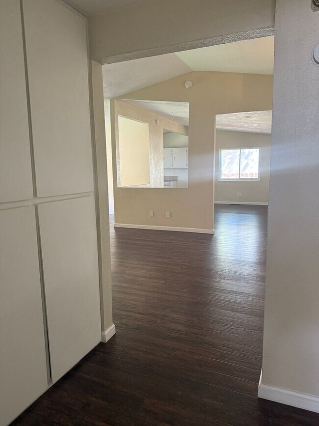 Building Photo - 4605 Rio Encantado Ln