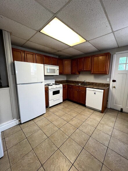 Building Photo - 4059 Sansom St