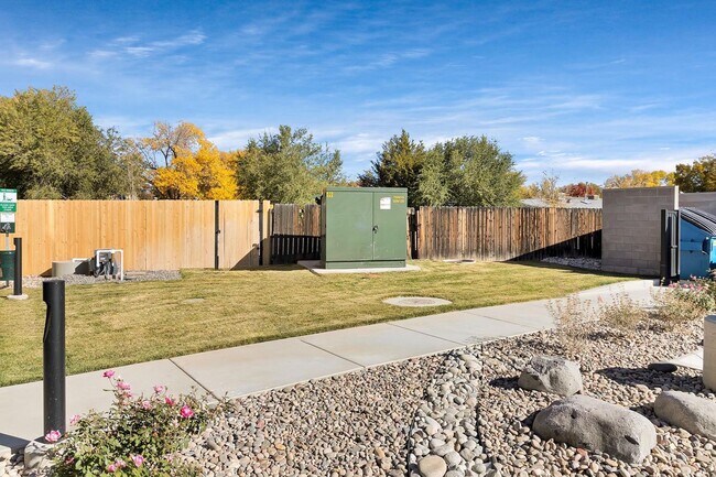 Building Photo - The Palisade: Modern Studio Living: Contemporary Design, Prime Location