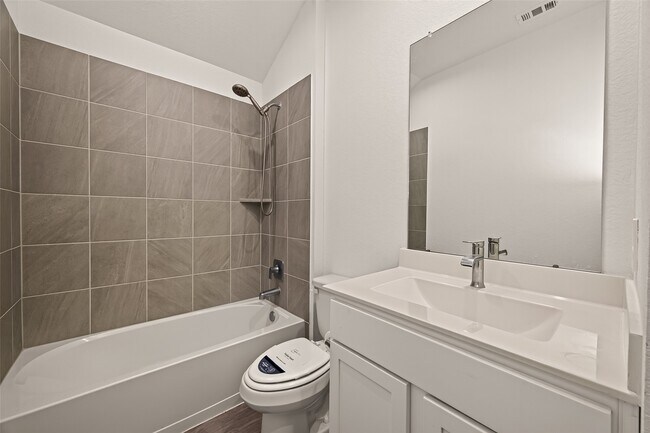 Building Photo - 14224 Dream Rd