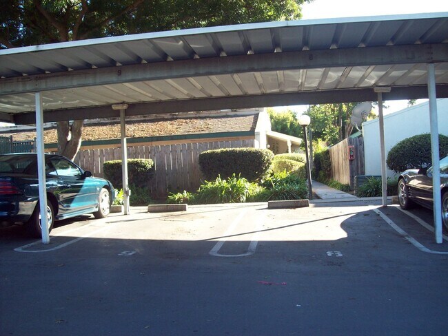 Building Photo - SHE330