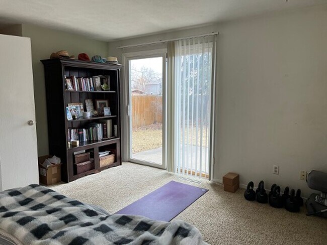 Building Photo - Comfortable Fort Collins Living with Great Outdoor Space