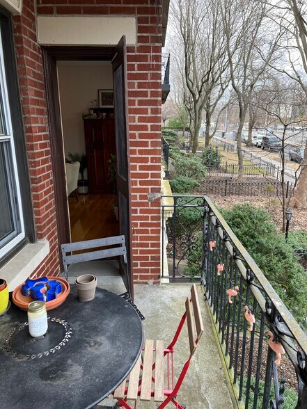 Building Photo - 1750 Commonwealth Ave