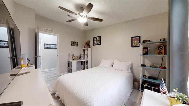 Building Photo - 1519 Hillcrest Dr