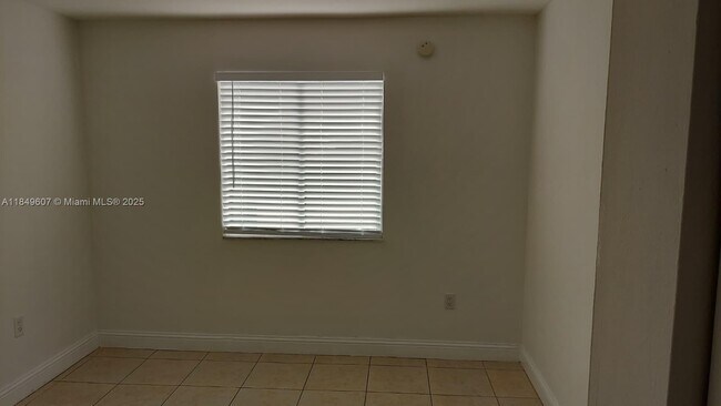 Building Photo - 15231 SW 80th St