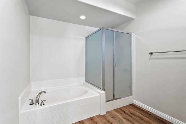 Building Photo - 37 Stepping Stone