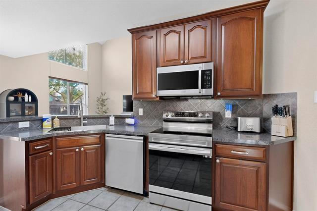 Building Photo - 7112 Eagle Vail Dr