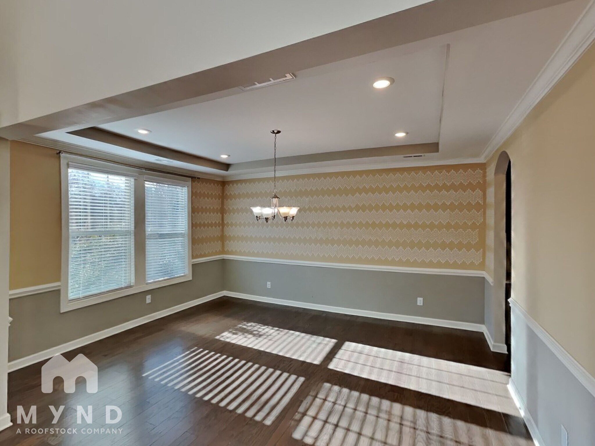 Building Photo - 1019 Willowcroft Dr