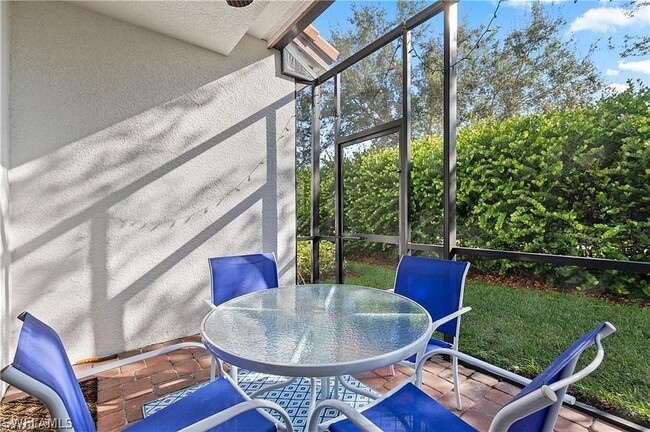 Building Photo - 15800 Portofino Springs Blvd