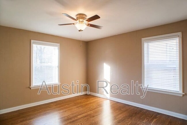 Building Photo - 1035 Claytonia Terrace