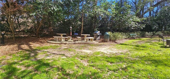 Building Photo - 2965 Pharr Ct S Northwest