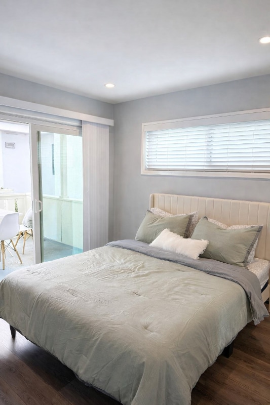 Building Photo - 315 Sapphire Ave