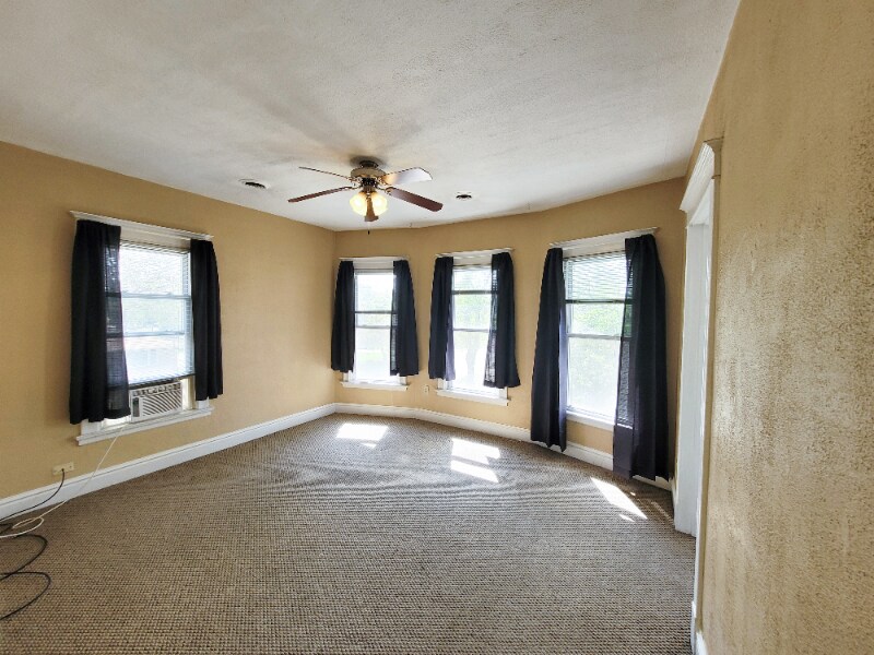 Building Photo - 600 Raub St