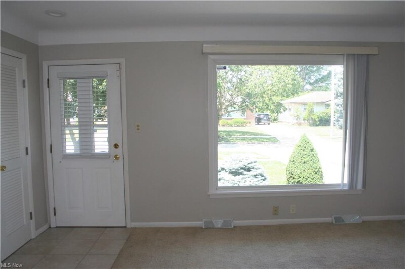 Building Photo - 1269 Bonnie Ln