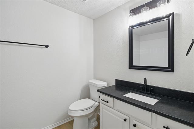 Building Photo - 2305 Basil Dr