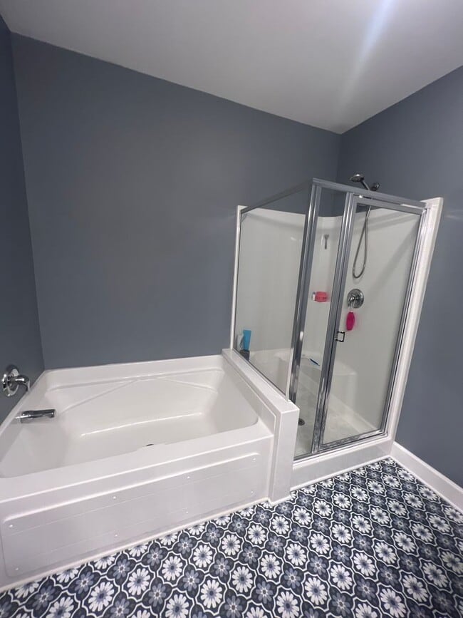 Building Photo - Brighton Village Condo – Prime Location Be...