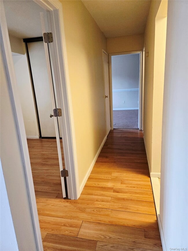 Building Photo - 7 Boulder Ct