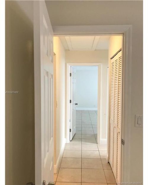 Building Photo - 4471 SW 54th Ct