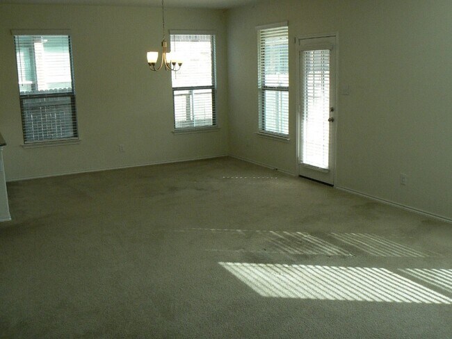 Building Photo - 17015 Gibbons Path