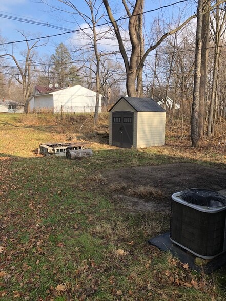 back yard/shed - 1629 Michigan st