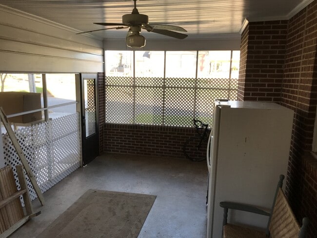 Building Photo - 4br 2ba Executive Home,  China Grove $1950 - AVAILABLE NOW!