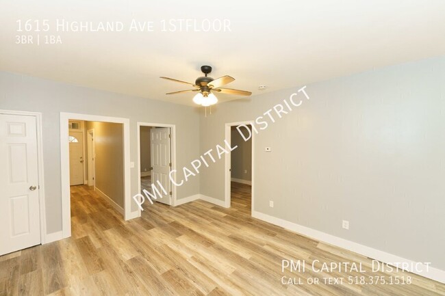 Building Photo - Newly Remodeled 3 bed/1 bath Apt w/ W/D Ho...