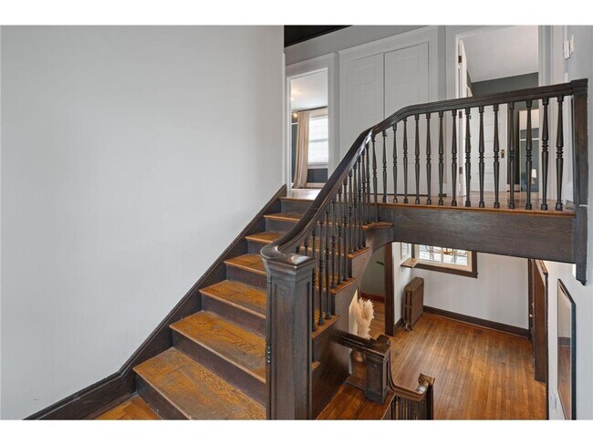 Building Photo - 2411 Blaisdell Ave