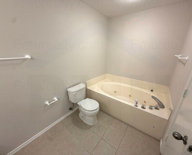 Building Photo - AVAILABLE NOW!!! Custom 3-Bed 2-Bath w/ 2 Dining Areas & View of Creek