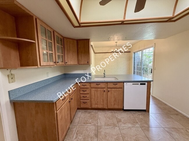 Building Photo - 4635 E Camino Rosa