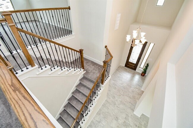 Building Photo - 923 Orange Zest Ln