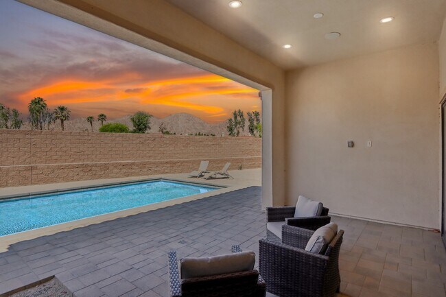 Building Photo - 57825 Stone Creek Trail W