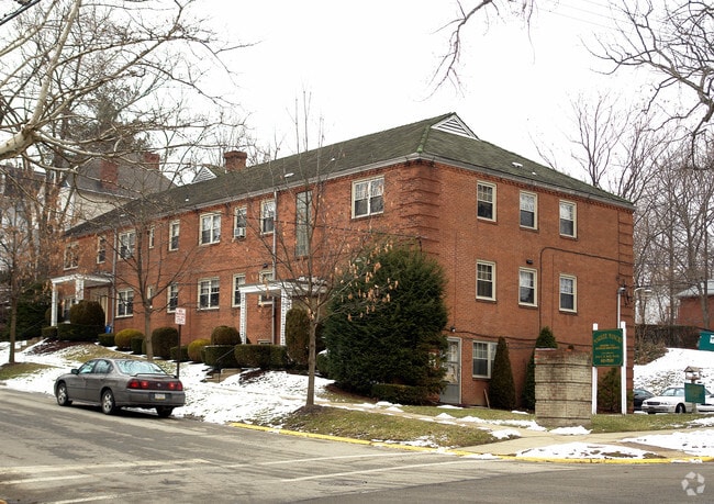Primary Photo - MARLEE MANOR