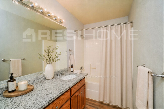 Building Photo - 1106 Dogwood Ct