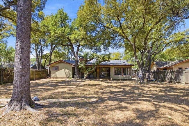 Building Photo - 13319 Water Oak Ln