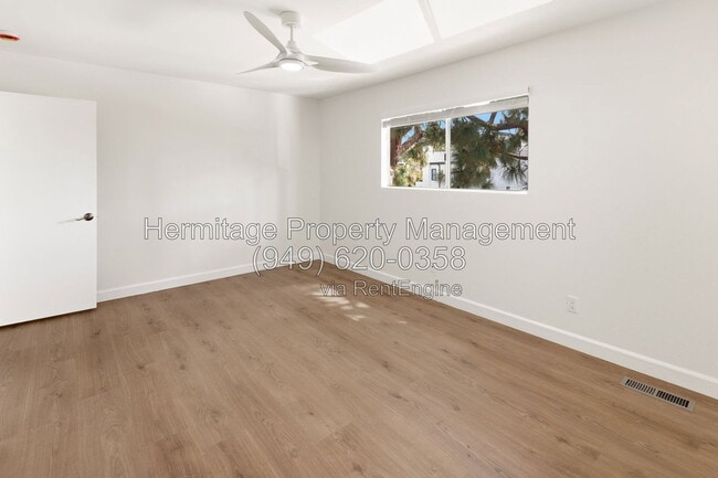 Building Photo - 601.5 Larkspur Ave