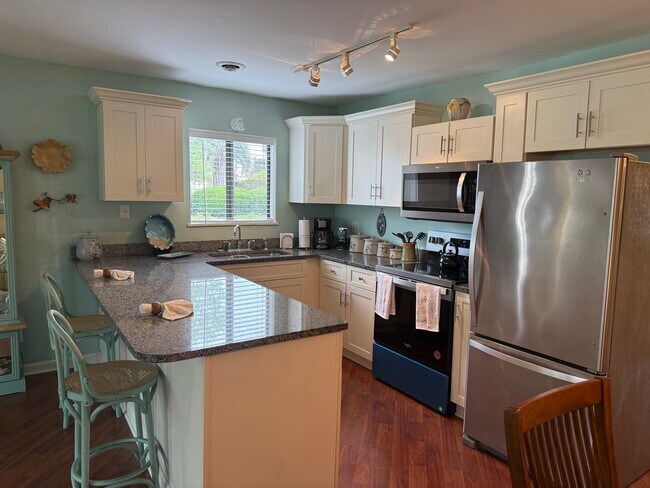 Building Photo - 3700 Golf Colony Ln