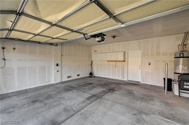 Building Photo - 7332 Jelson Falls St