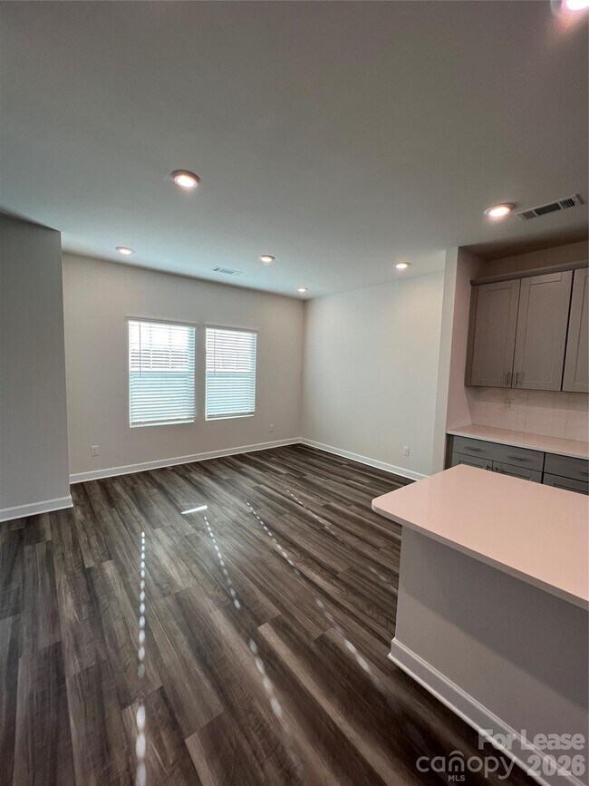 Building Photo - 2514 Arbor Loop Dr