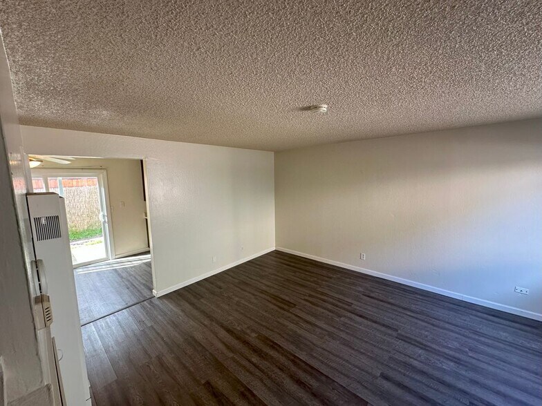 Building Photo - 647 Military E