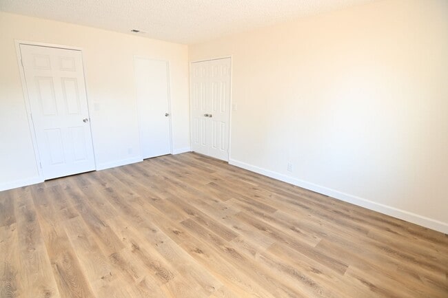 Building Photo - 1227 Spokane Dr